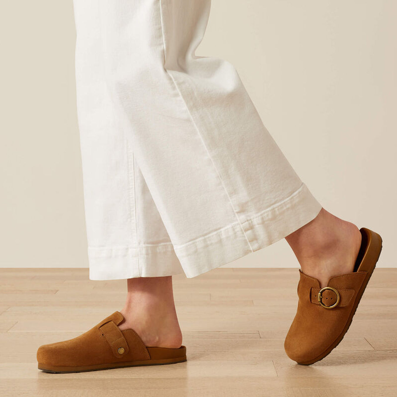 Ariat Womens Country Mule Caramel Suede