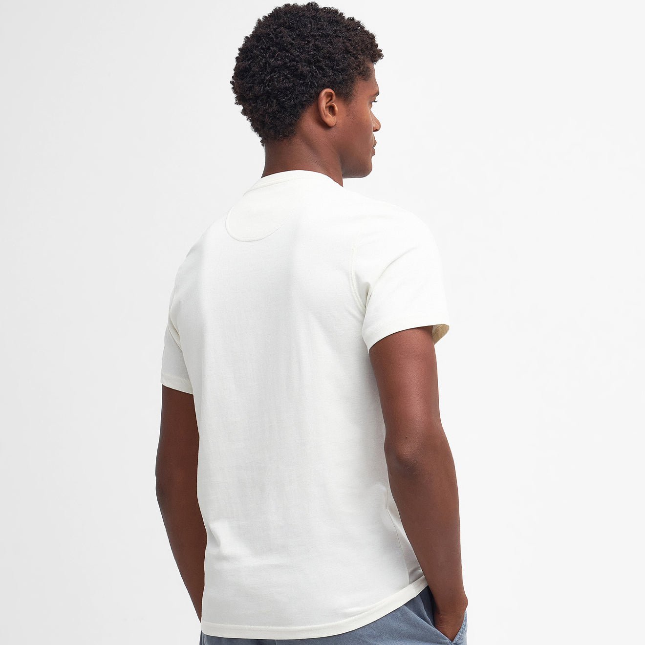 Barbour Logo T-Shirt Ecru - The Sporting Lodge