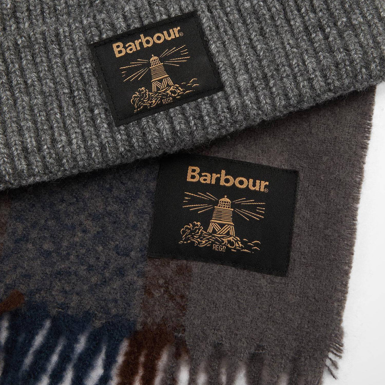 Barbour Westerdale Beanie & Scarf Gift Set Midnight Oak