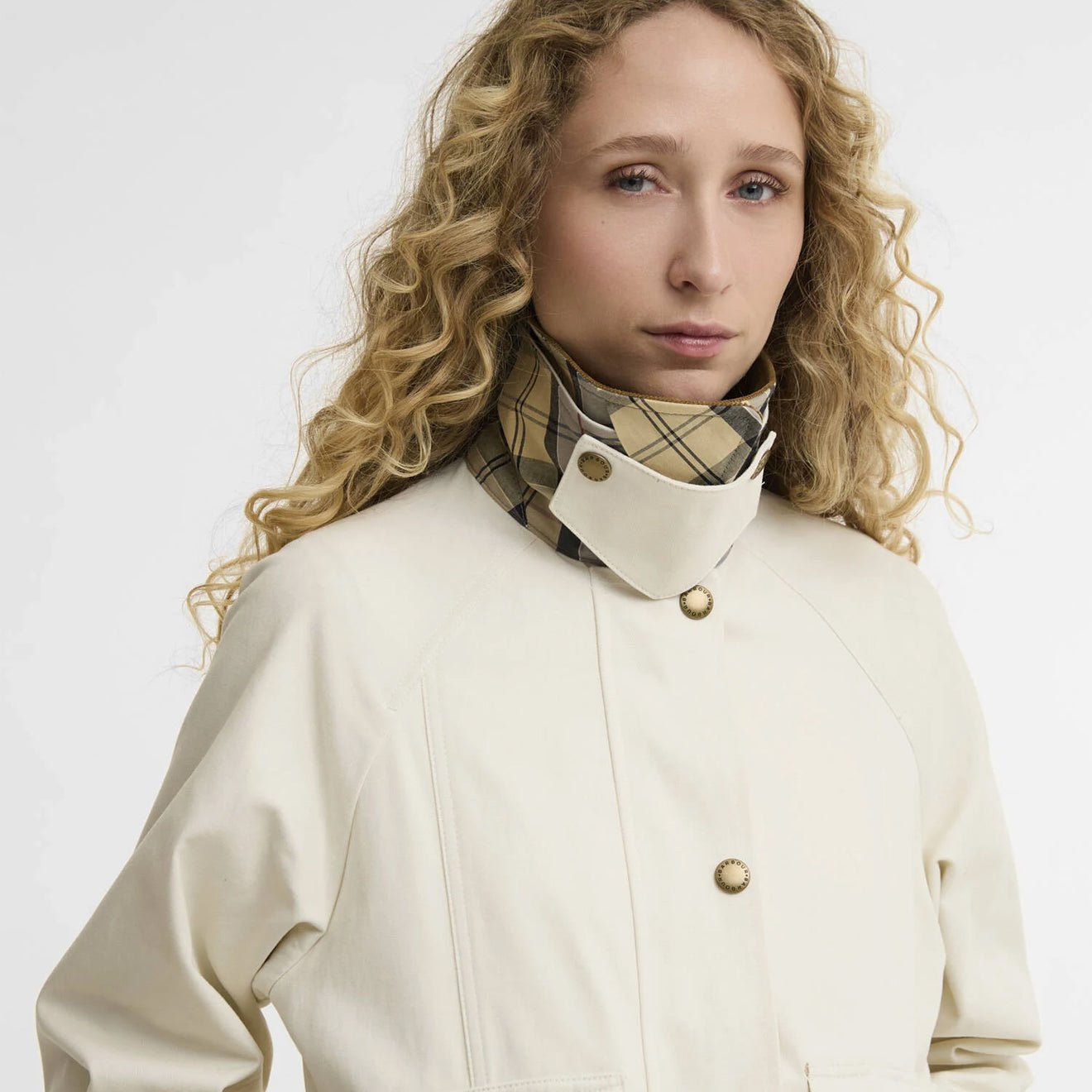 Barbour Womens Cropped Beadnell Casual Jacket Light Pearl / Dress / Beige
