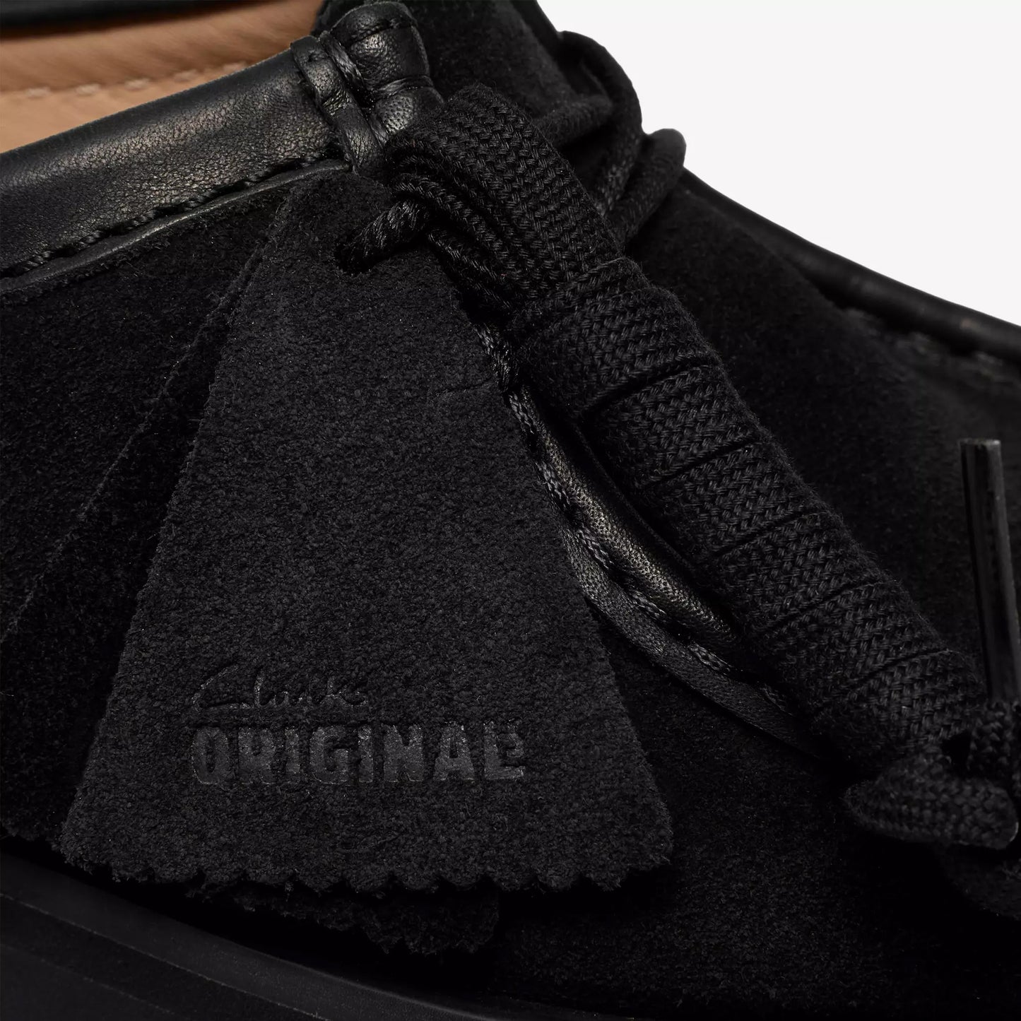 Clarks Originals Womens Walla Yukoner Shoe Black Combi Suede