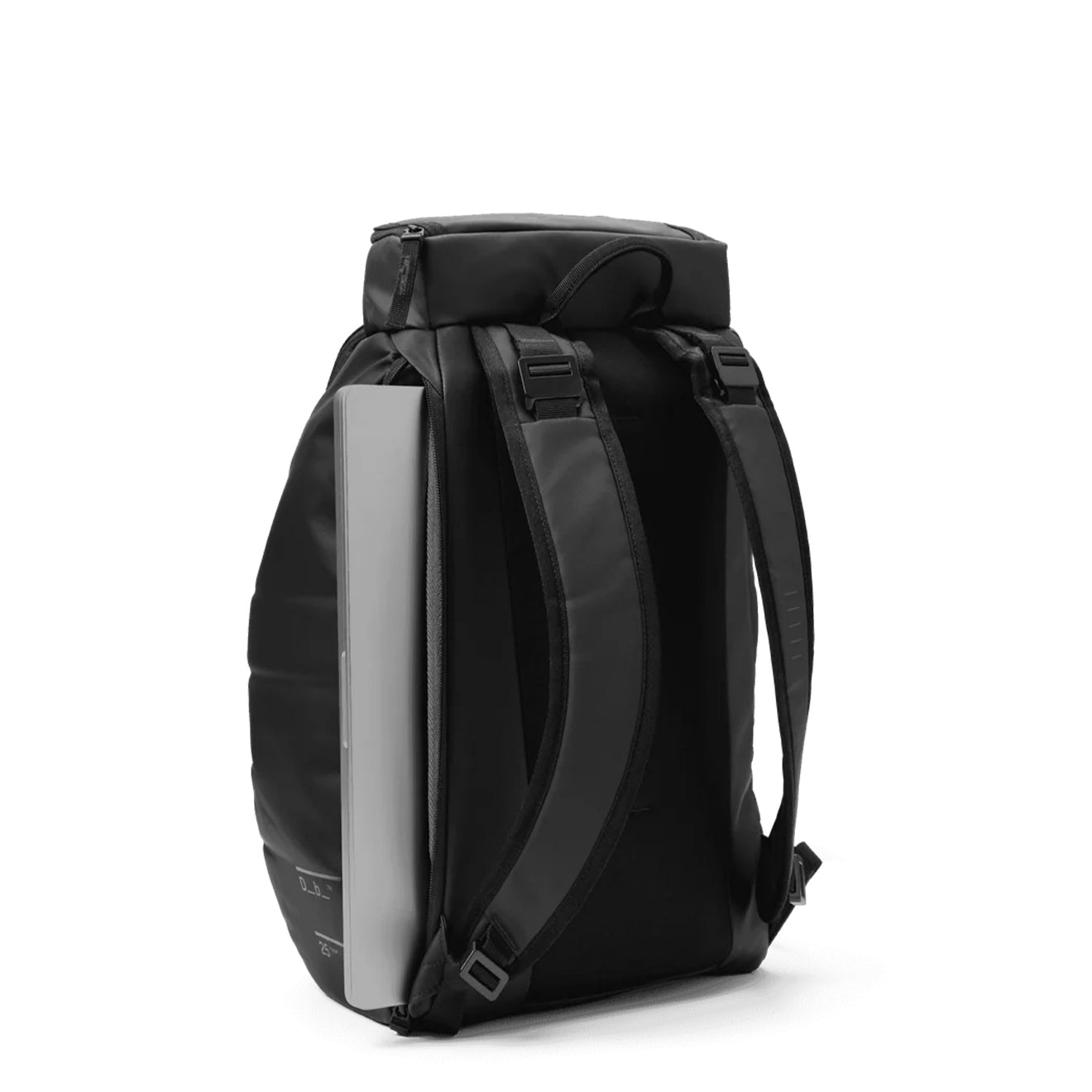 DB Hugger Backpack 20L Black Out
