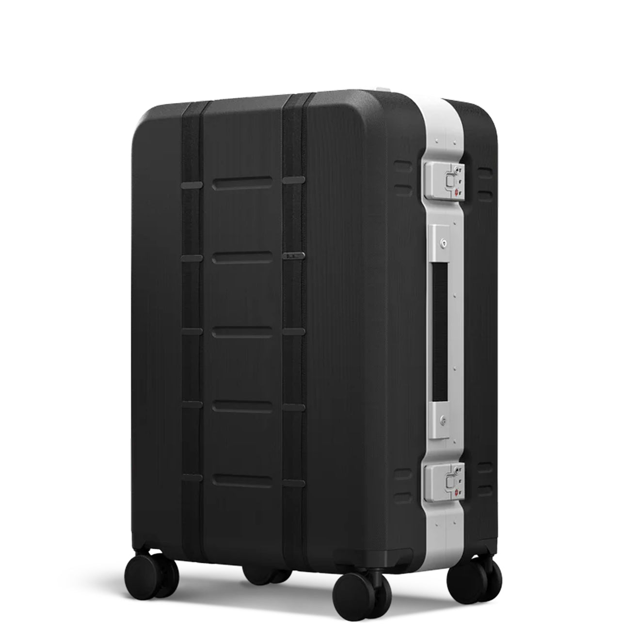 DB Ramverk Pro Check-in Luggage Medium Silver