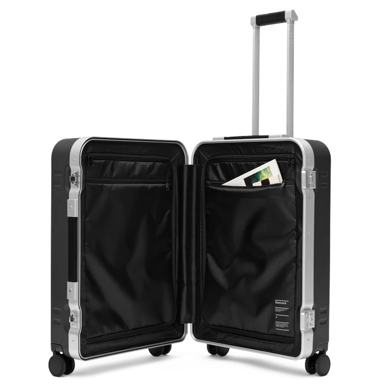 DB Ramverk Pro Check-in Luggage Medium Silver