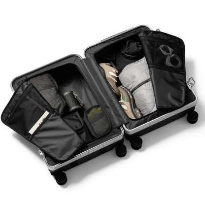 DB Ramverk Pro Check-in Luggage Medium Silver