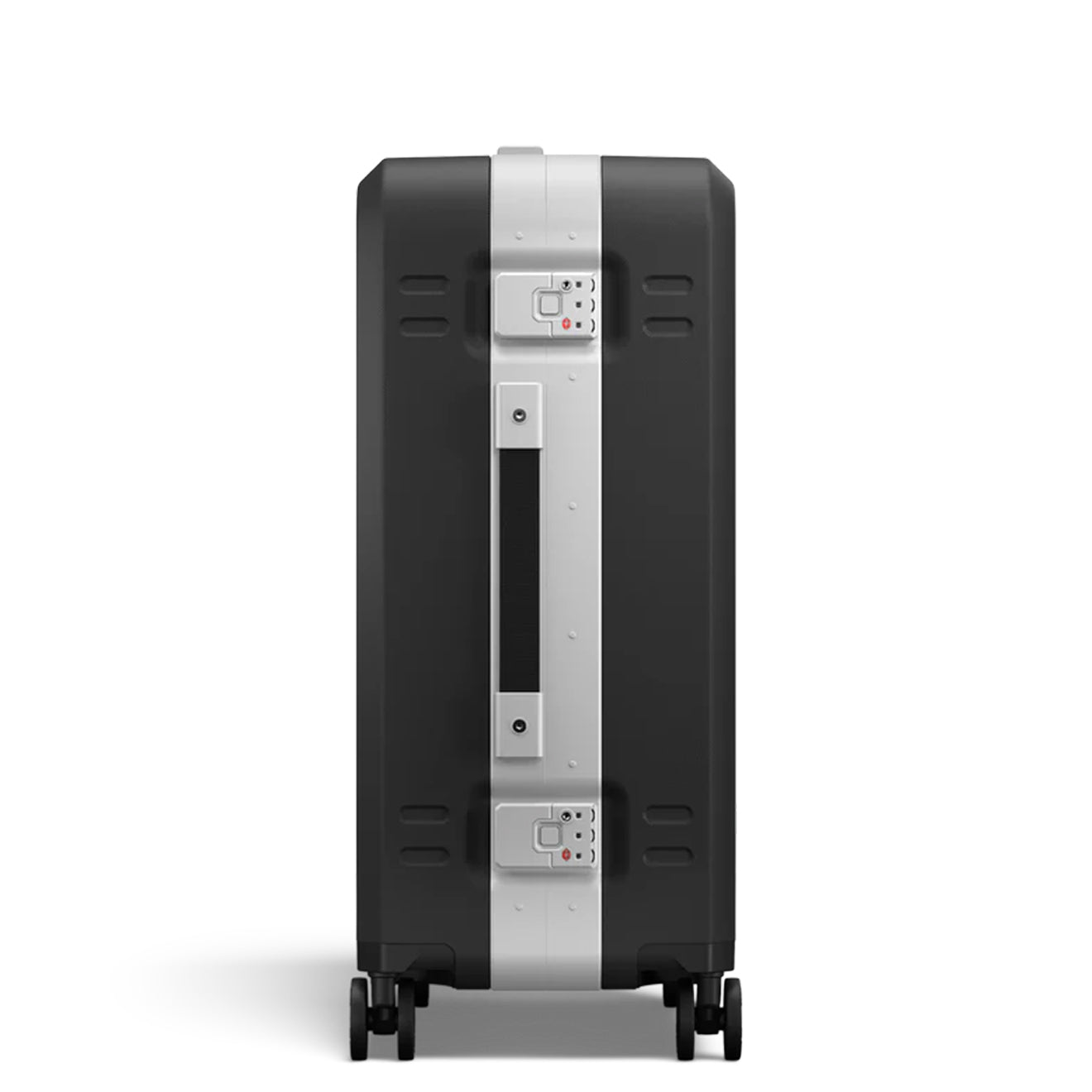 DB Ramverk Pro Check-in Luggage Medium Silver