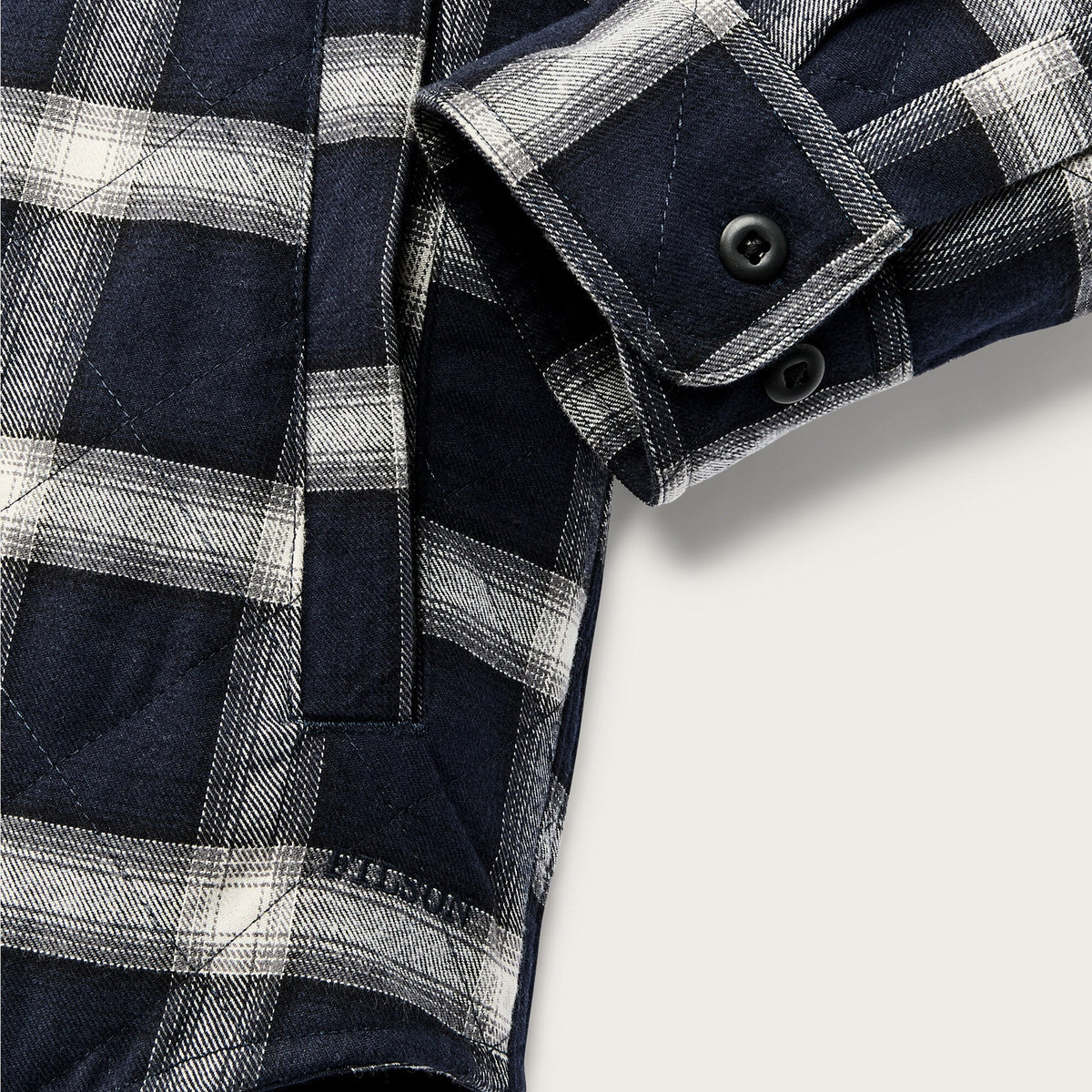 Filson Insulated Flannel Jac-Shirt Navy / Cream Plaid