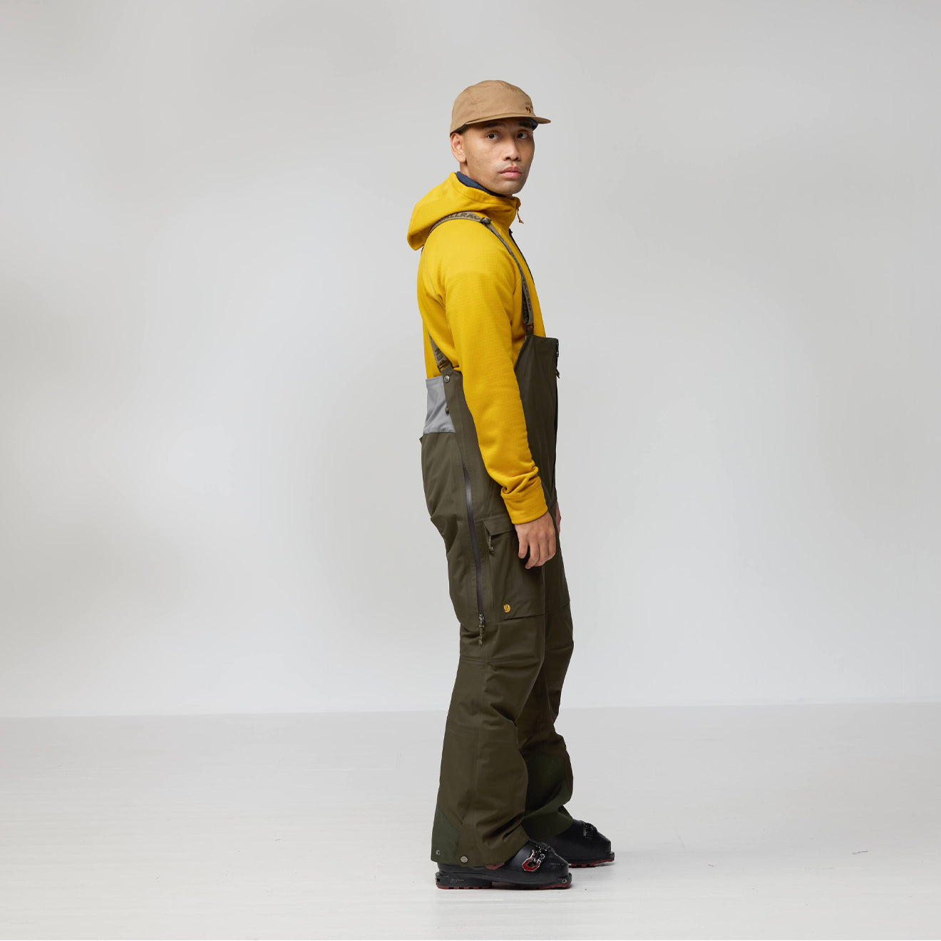 Fjallraven Bergtagen GTX Touring Trousers Deep Forest
