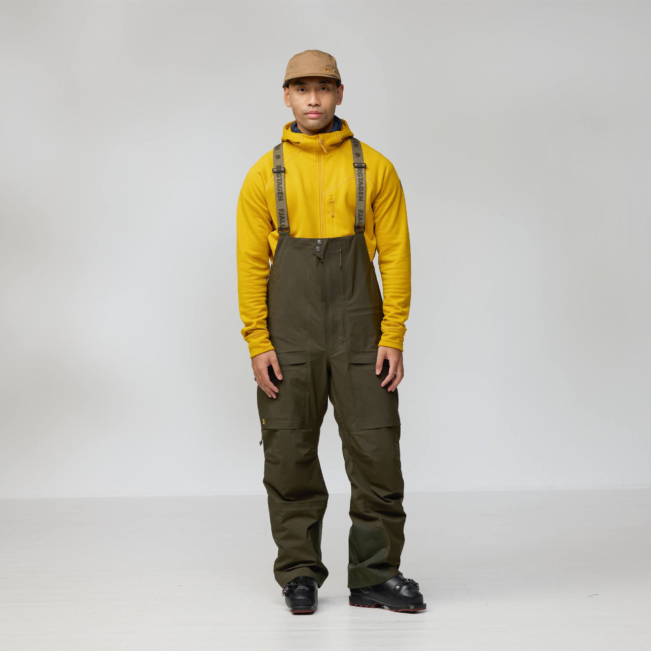 Fjallraven Bergtagen GTX Touring Trousers Deep Forest