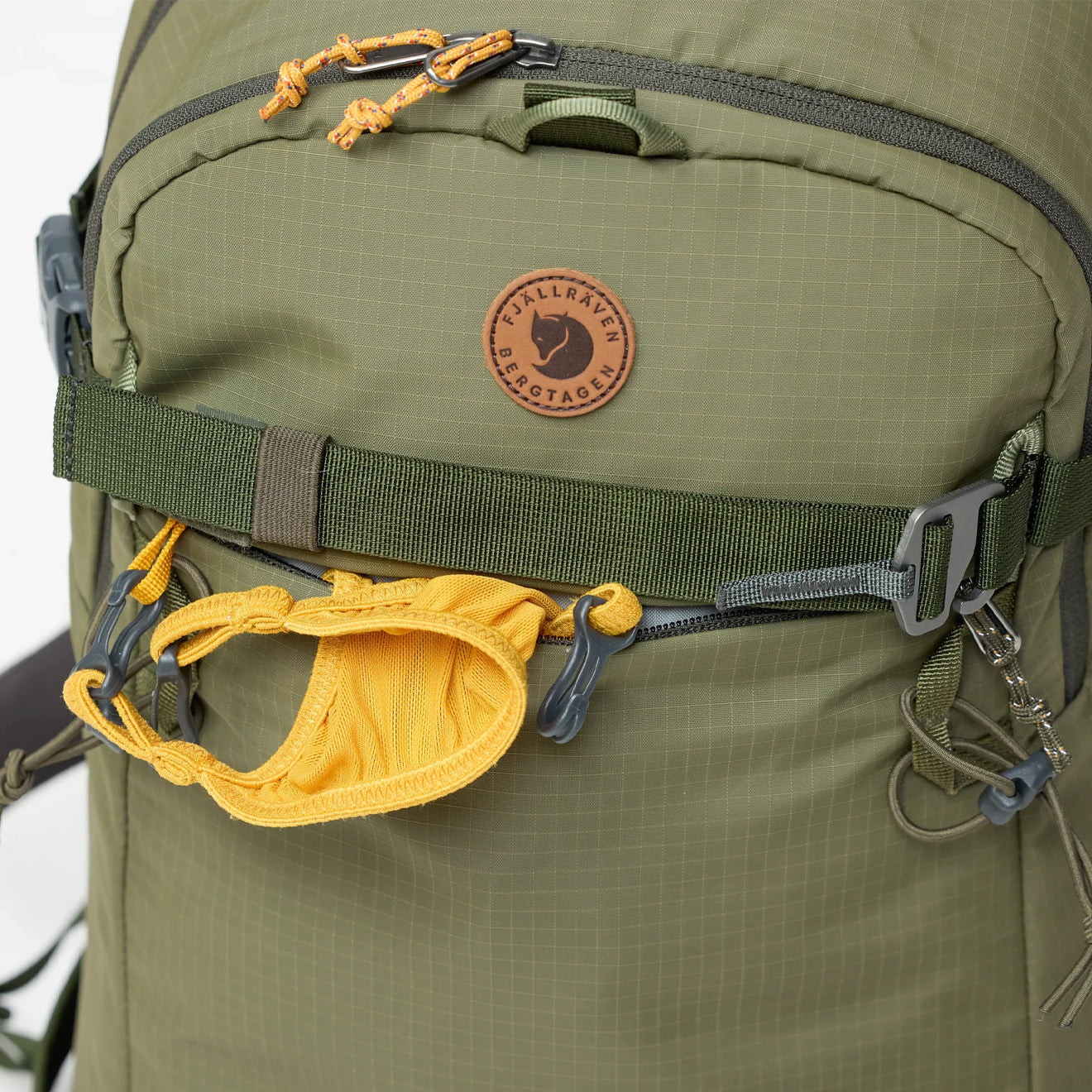 Fjallraven Bergtagen Touring 22 Laurel Green / Deep Forest