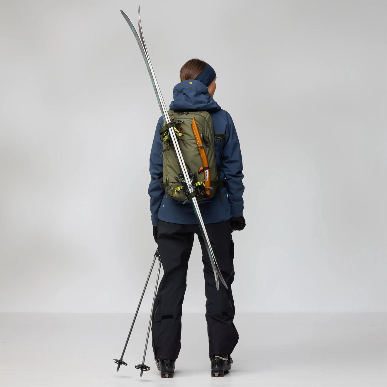 Fjallraven Bergtagen Touring 22 Laurel Green / Deep Forest