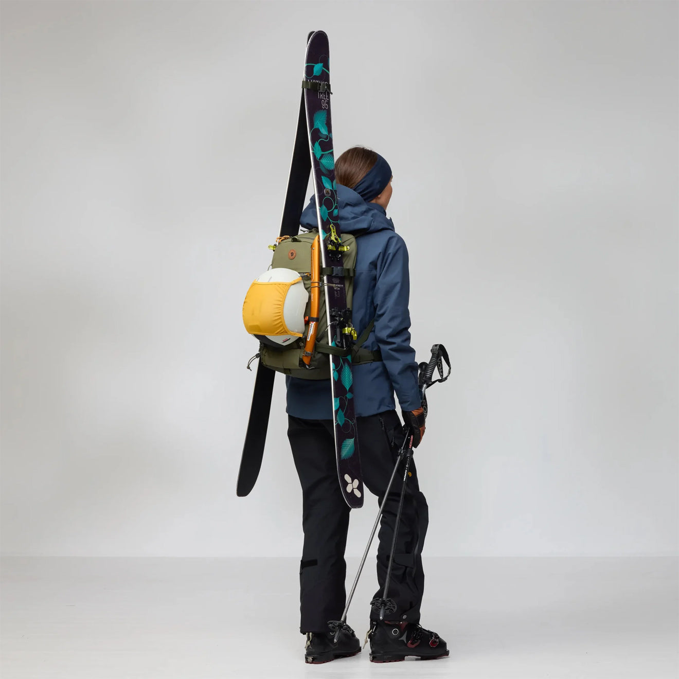 Fjallraven Bergtagen Touring 22 Laurel Green / Deep Forest