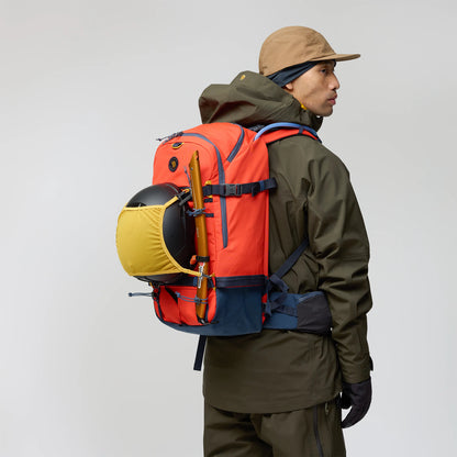 Fjallraven Bergtagen Touring 30 M/L Flame Orange / Mountain Blue
