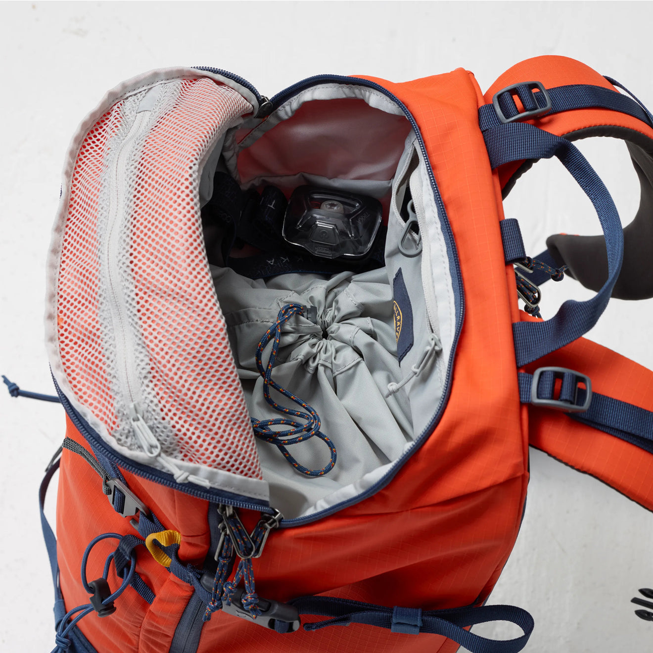 Fjallraven Bergtagen Touring 30 M/L Laurel Green / Deep Forest