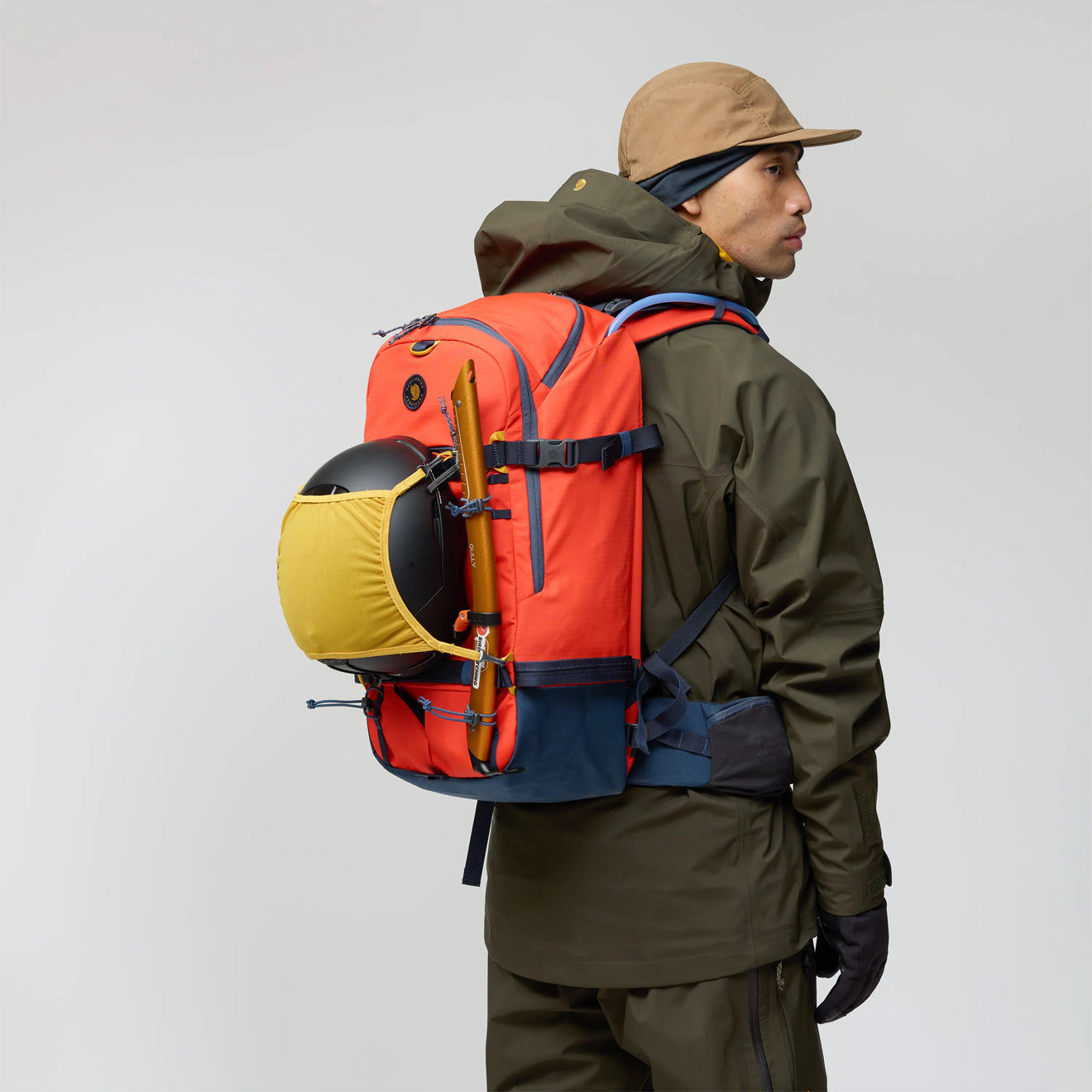 Fjallraven Bergtagen Touring 30 M/L Laurel Green / Deep Forest