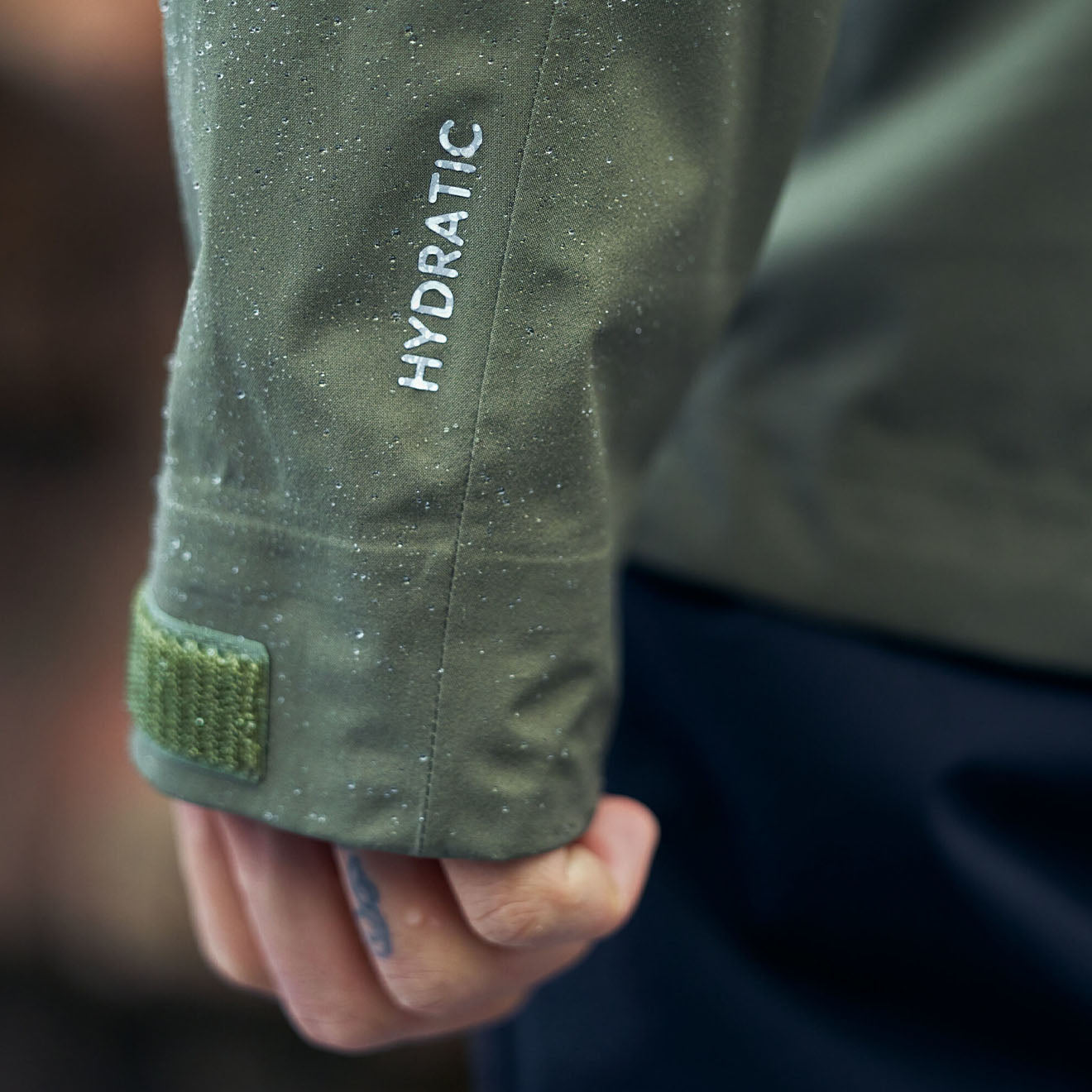 Fjallraven HC Hydratic Trail Jacket Laurel Green - The Sporting Lodge