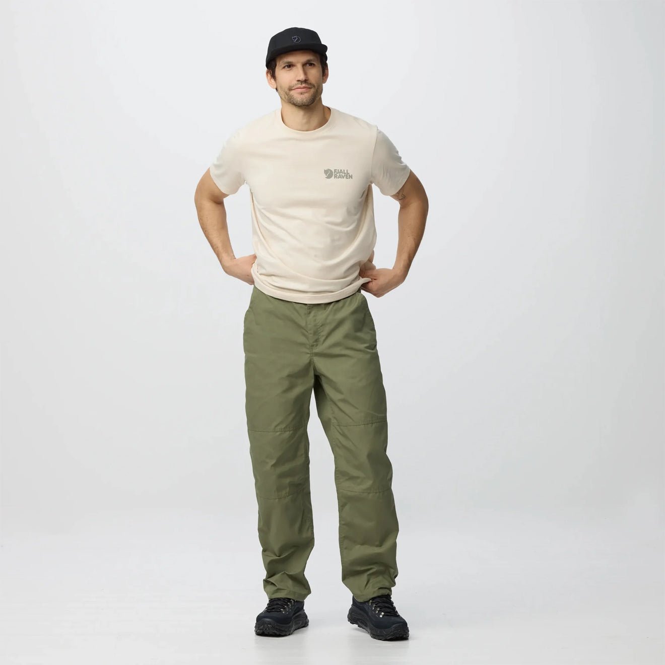 Fjallraven Vardag Relaxed Trousers Reg Leg Classic Dark Navy - The Sporting Lodge