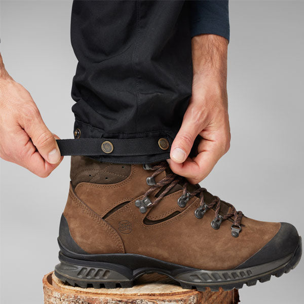 Fjallraven Vidda Pro Ventilated Regular Leg Trouser Black - The Sporting Lodge
