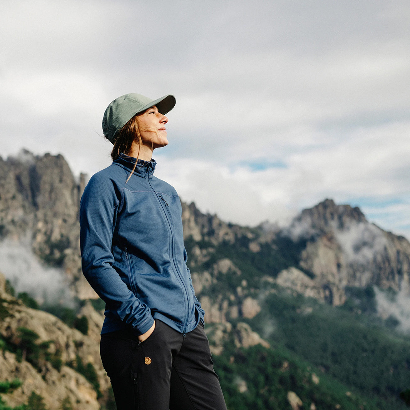 Fjallraven Womens Abisko Lite Fleece Jacket Lavender Mist - The Sporting Lodge