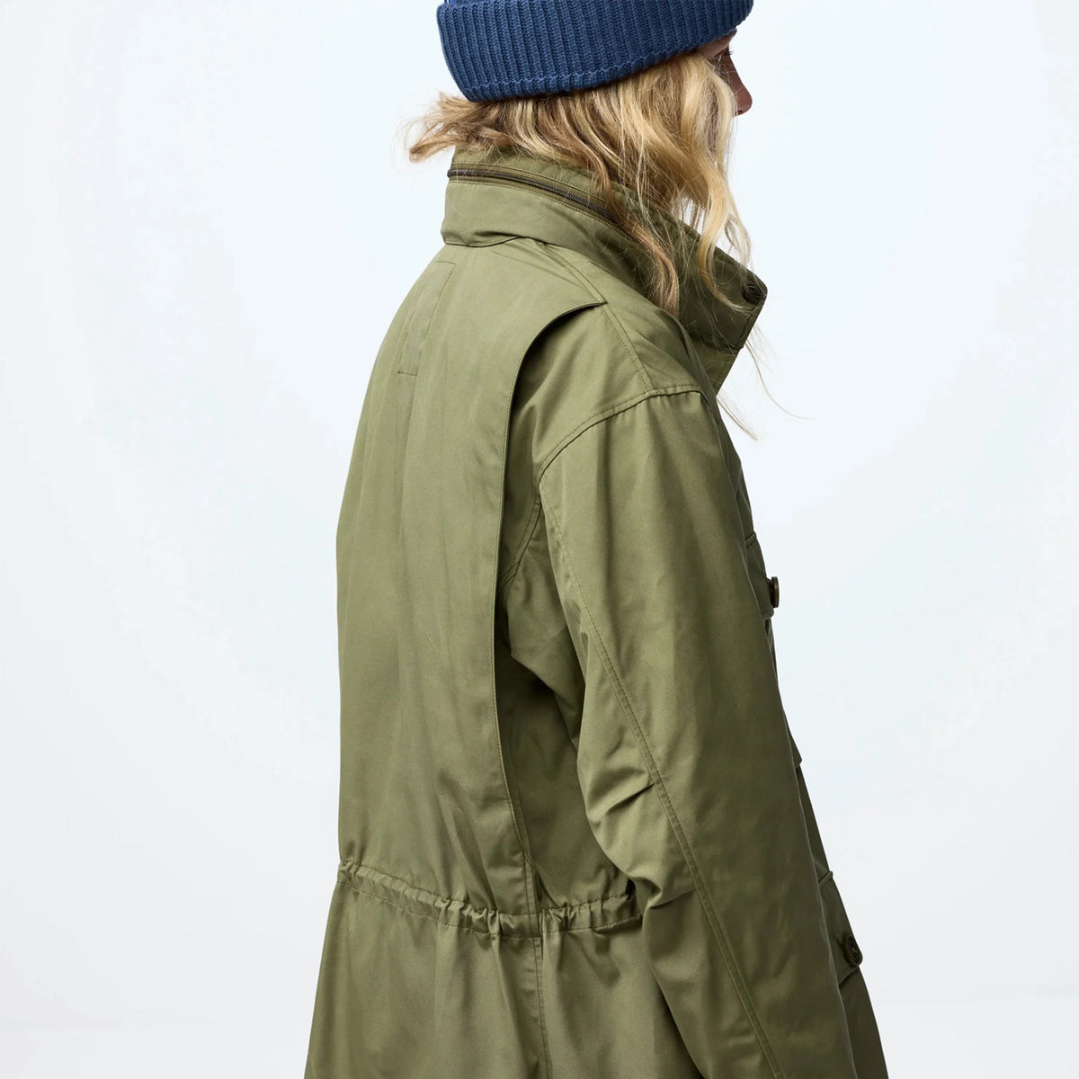 Fjallraven Womens Raven Parka Green