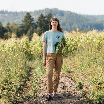 Fjallraven Womens Stina Trousers Short Dark Navy - The Sporting Lodge