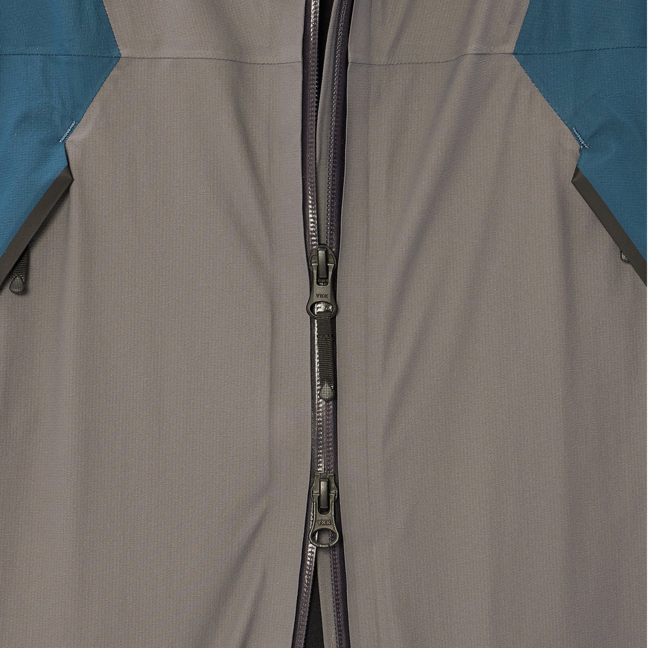 Goldwin Pertex Shieldair Mountaineering Jacket Focus Gray / Navy Blue