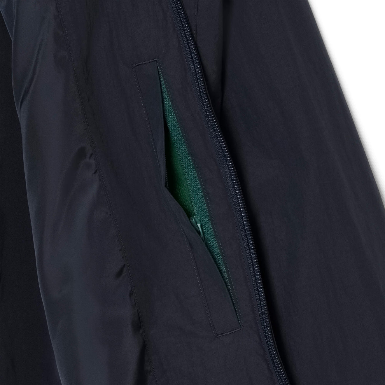 Lacoste Water-Repellent Textured Taffeta Jacket Blackbird - The Sporting Lodge
