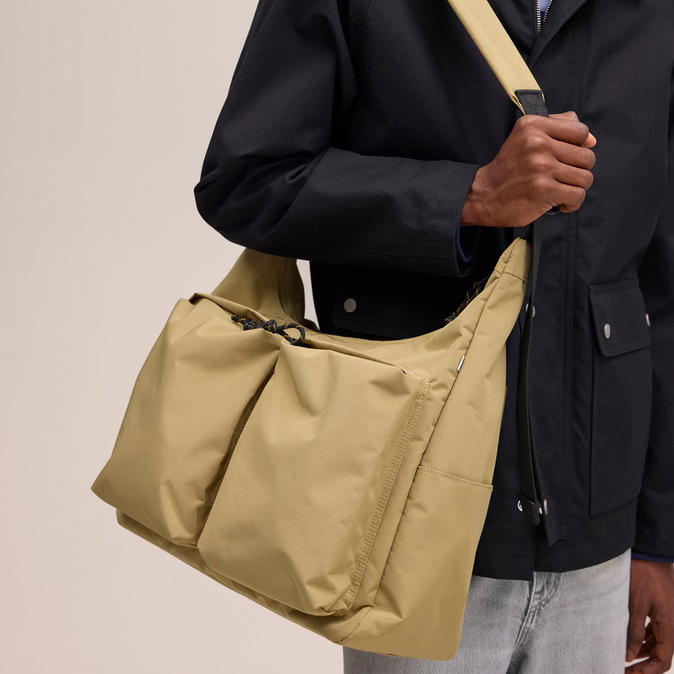 NN07 Messenger Bag Desert Khaki