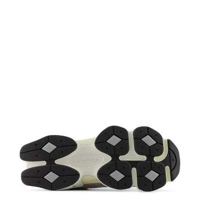 New Balance Womens 9060 Trainer Truffle Salt / Timberwolf - The Sporting Lodge