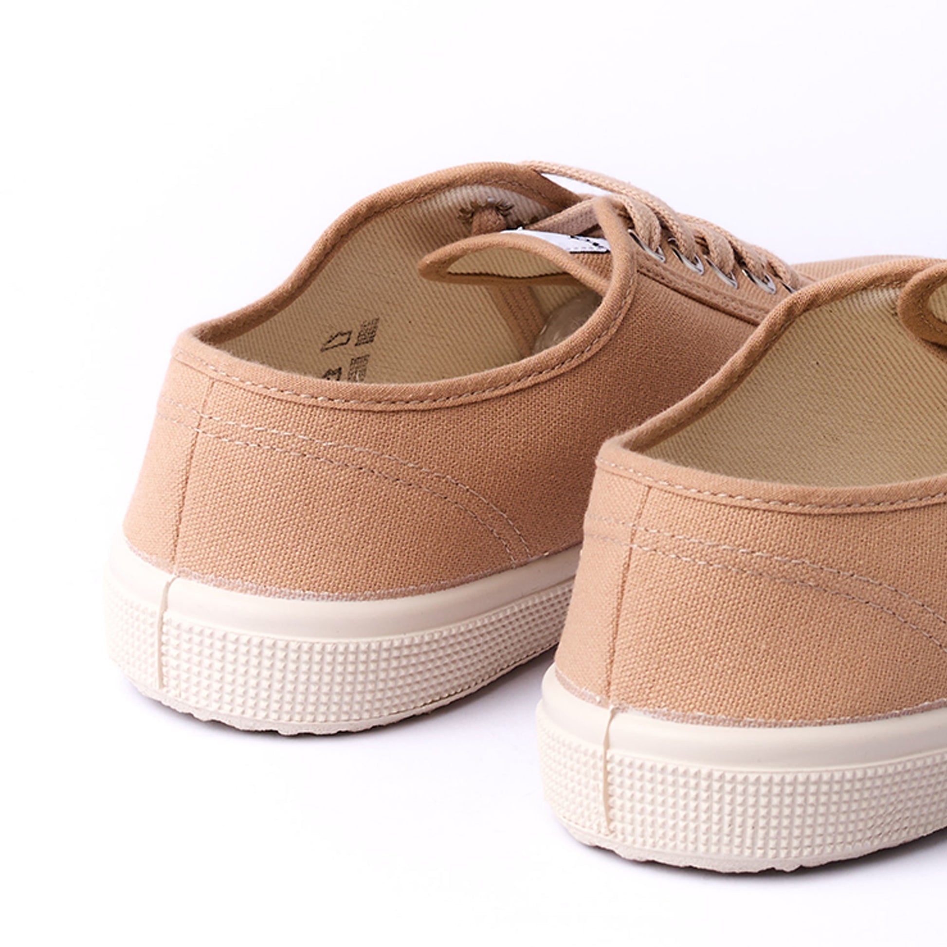Novesta Ital Trainer Sand / Ivory - The Sporting Lodge