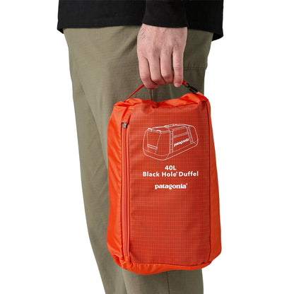Patagonia Black Hole Duffel 40L Smolder Blue w/Amanita Red