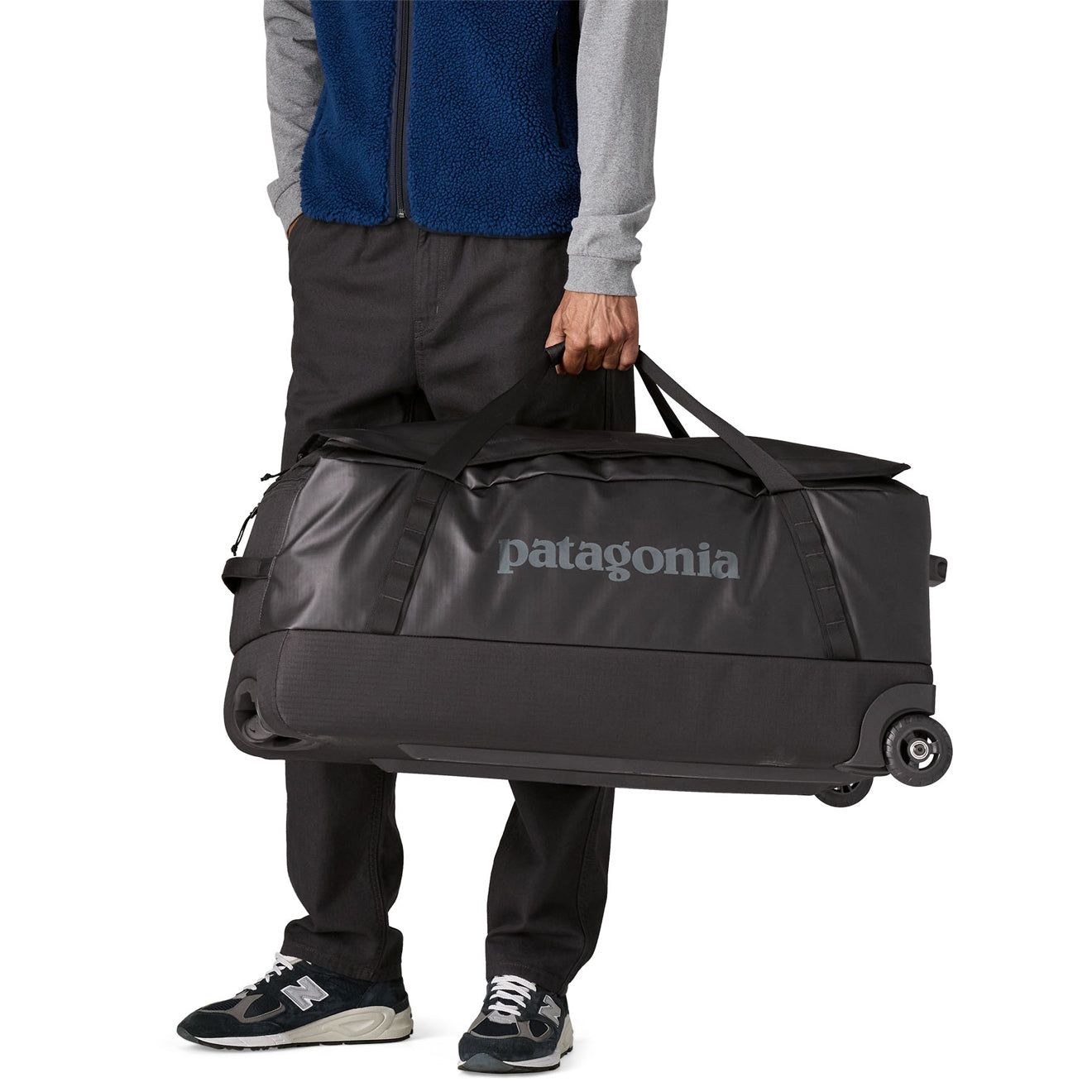 Patagonia Black Hole Wheeled Duffel 100L Black w/Black