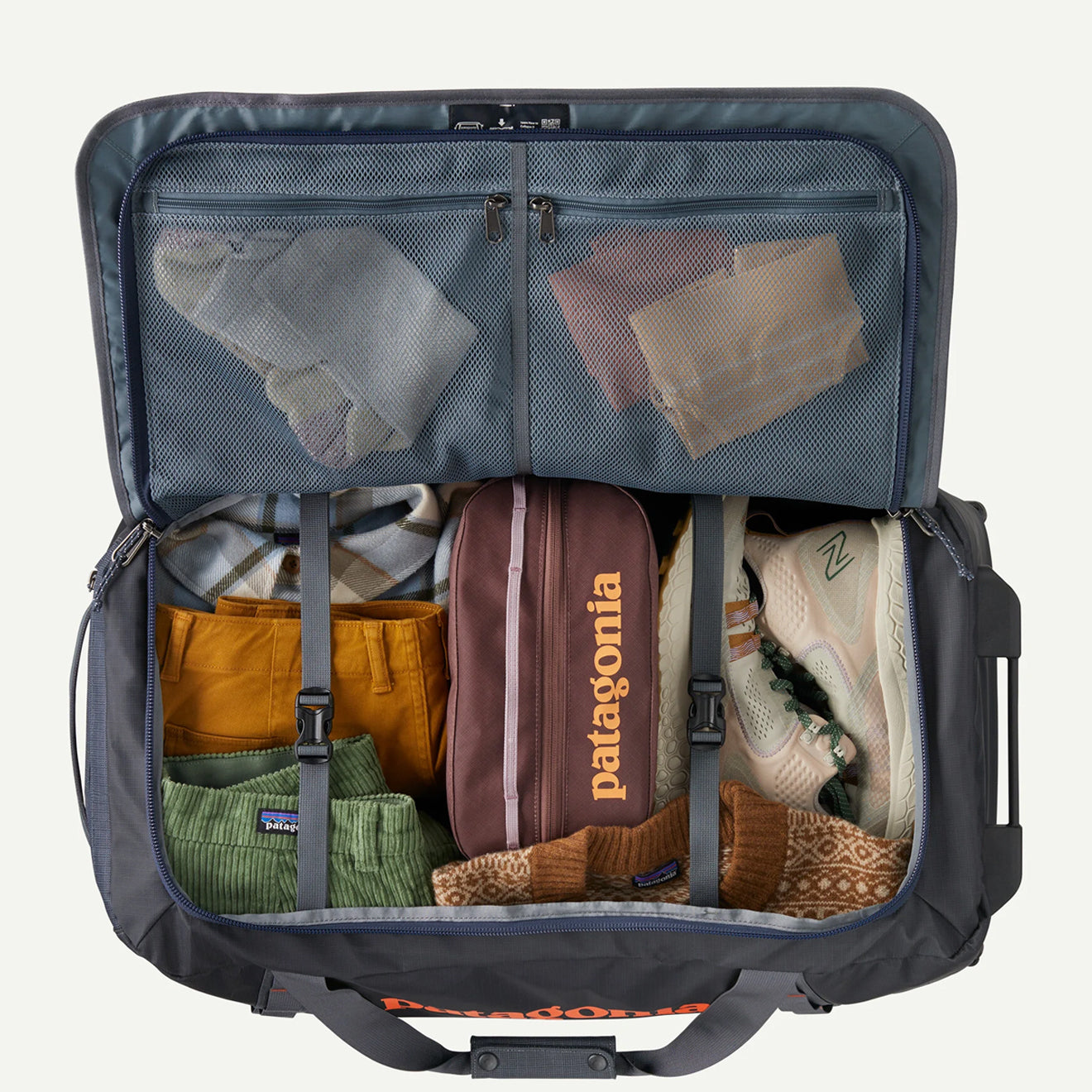 Patagonia Black Hole Wheeled Duffel 70L Black - The Sporting Lodge