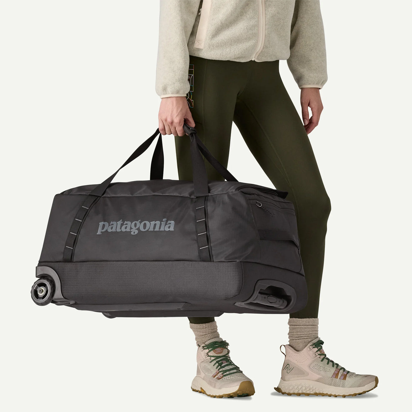 Patagonia Black Hole Wheeled Duffel 70L Black - The Sporting Lodge