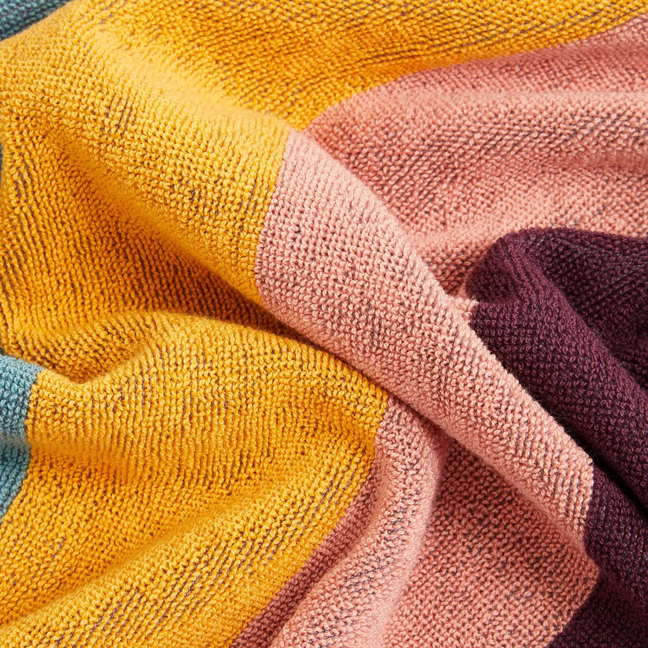 Paul Smith Medium Towel Artist Stripe - The Sporting Lodge