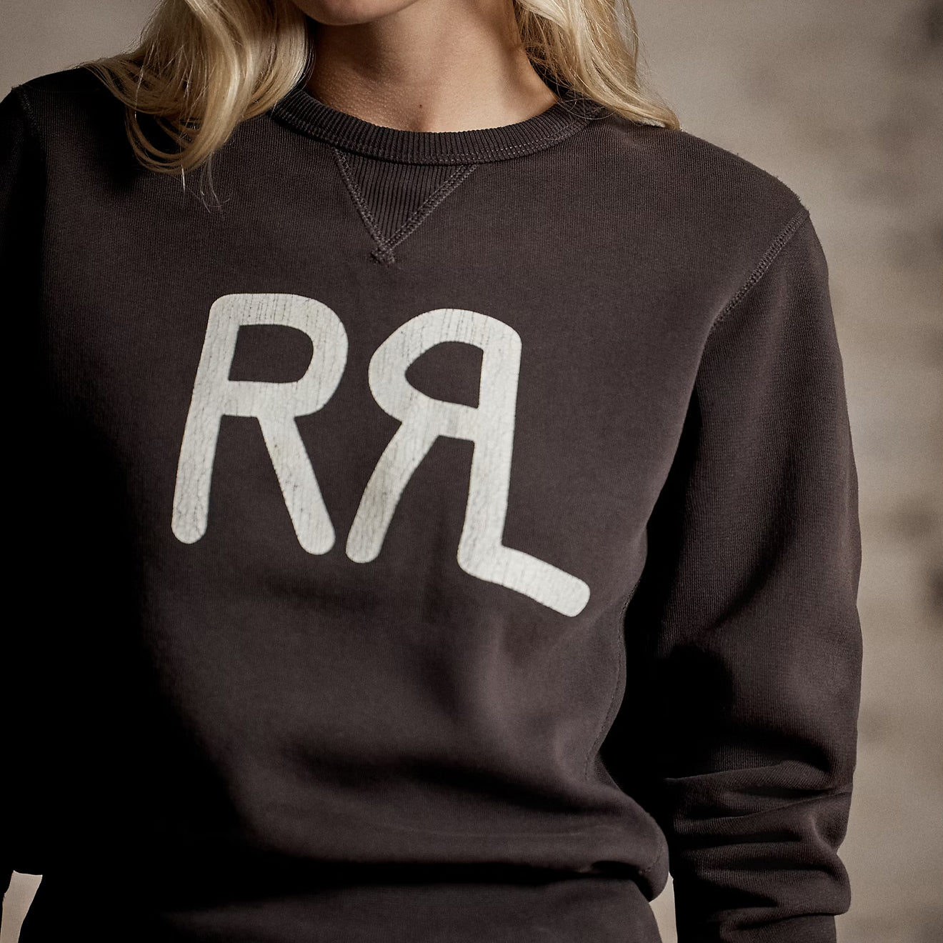 RRL by Ralph Lauren Womens Logo Cotton-Blend Fleece Sweatshirt Faded Black / White - The Sporting Lodge