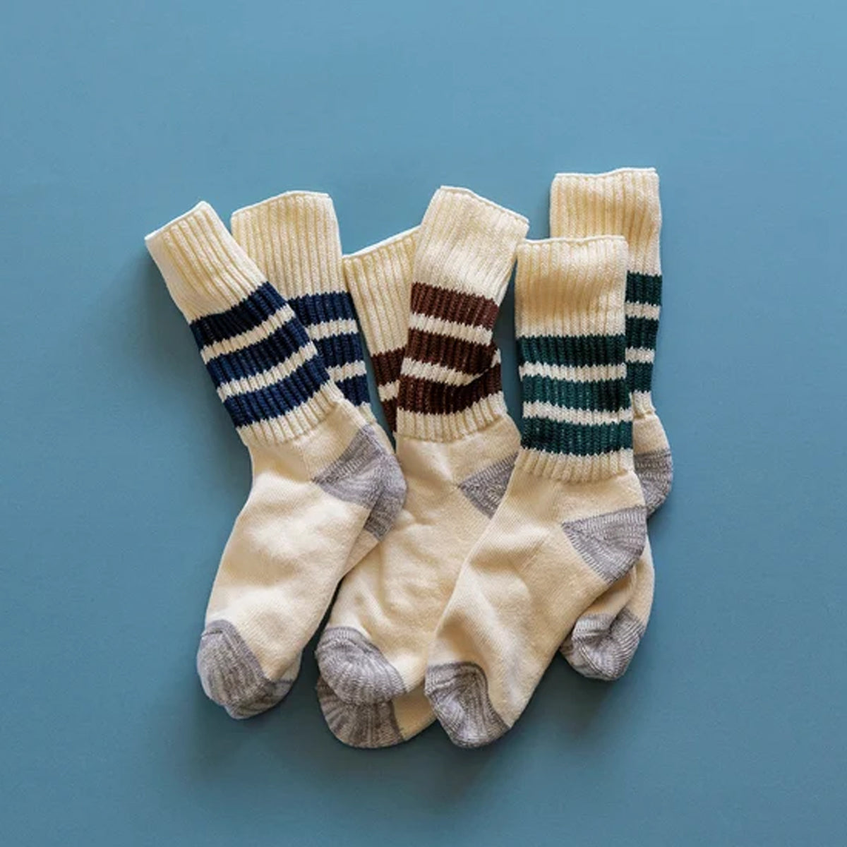 RoToTo Coarse Ribbed Oldschool Crew Socks Brown