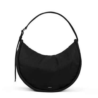 Sandqvist Curve Halfmoon Bag Black