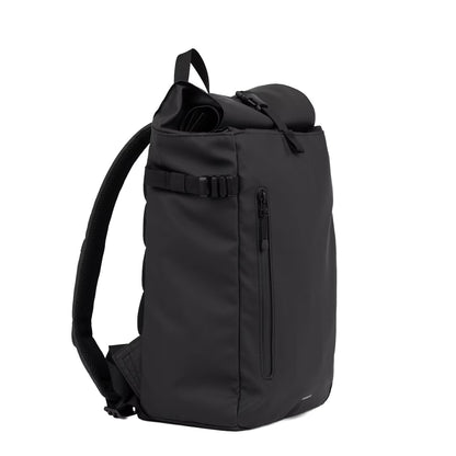 Sandqvist Stream Slim Rolltop Medium Black
