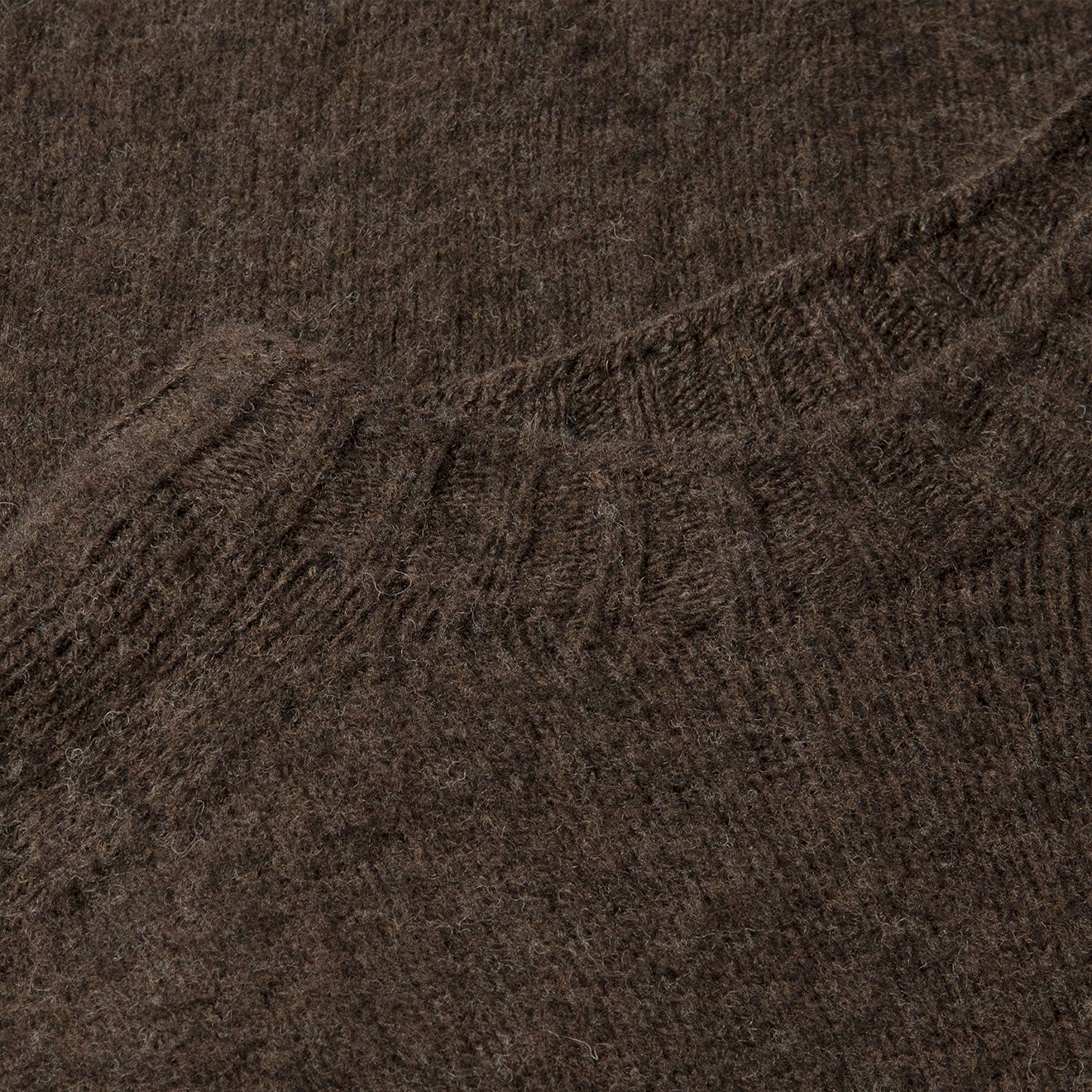 Sunspel Brushed Shetland Crew Neck Bark - The Sporting Lodge