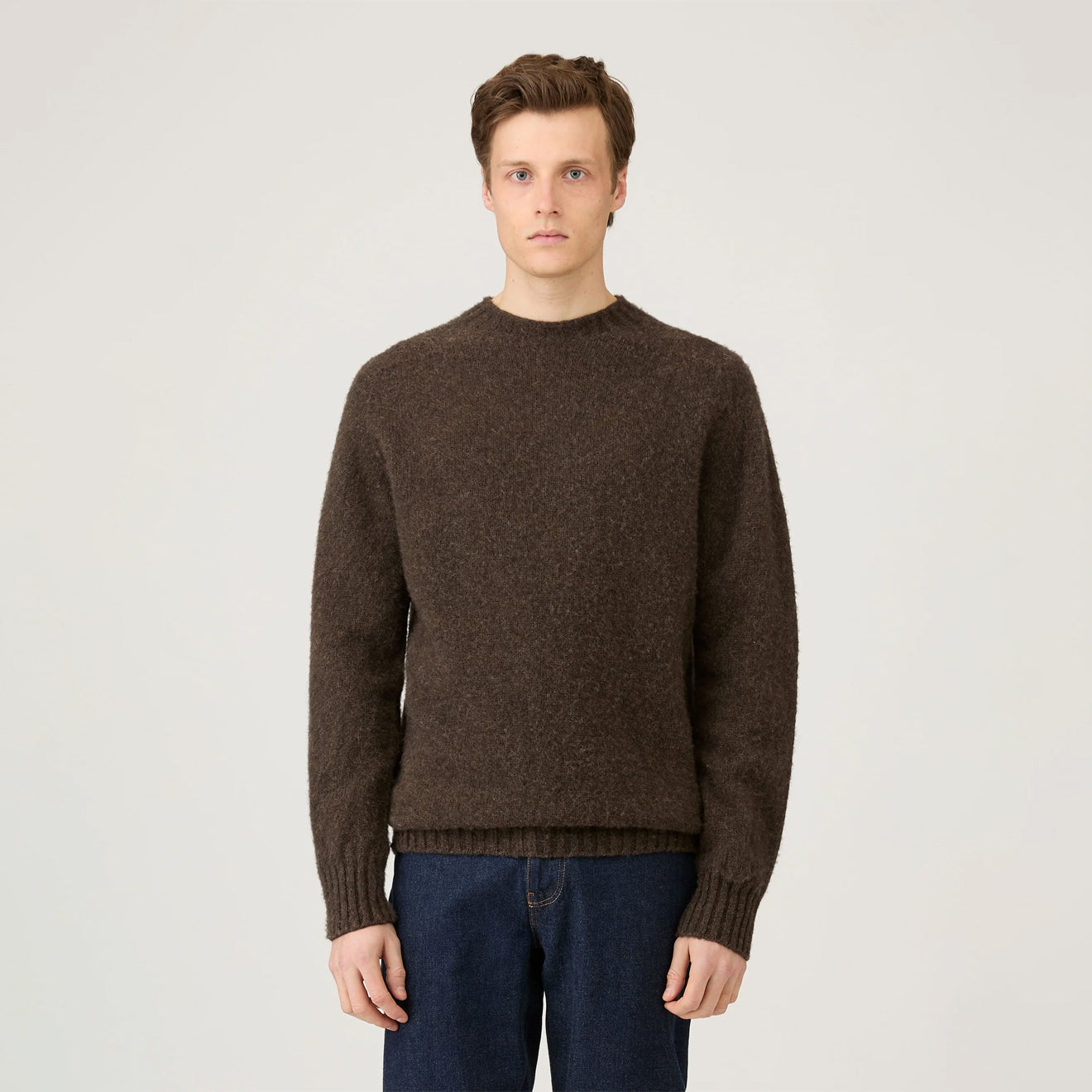 Sunspel Brushed Shetland Crew Neck Bark - The Sporting Lodge