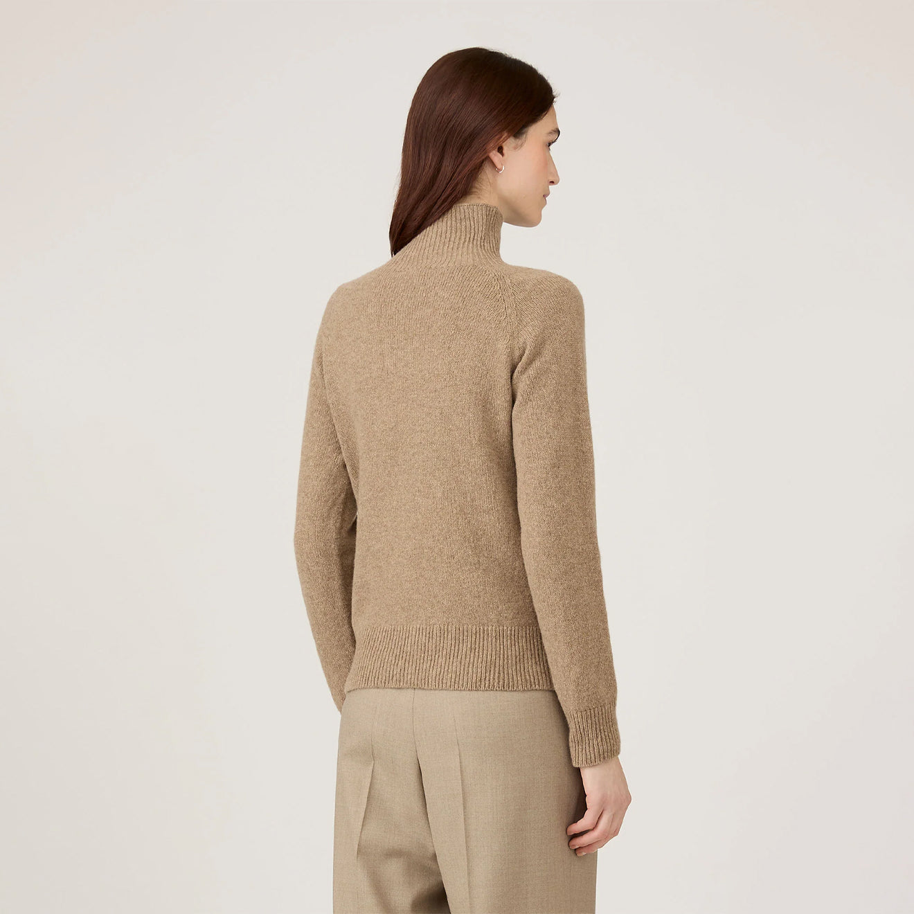 Sunspel Womens Lambswool Funnel Mink - The Sporting Lodge