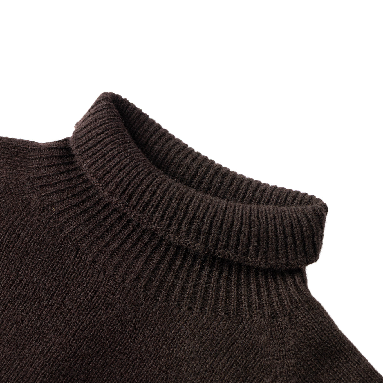 Sunspel Womens Lambswool Funnel Truffle - The Sporting Lodge