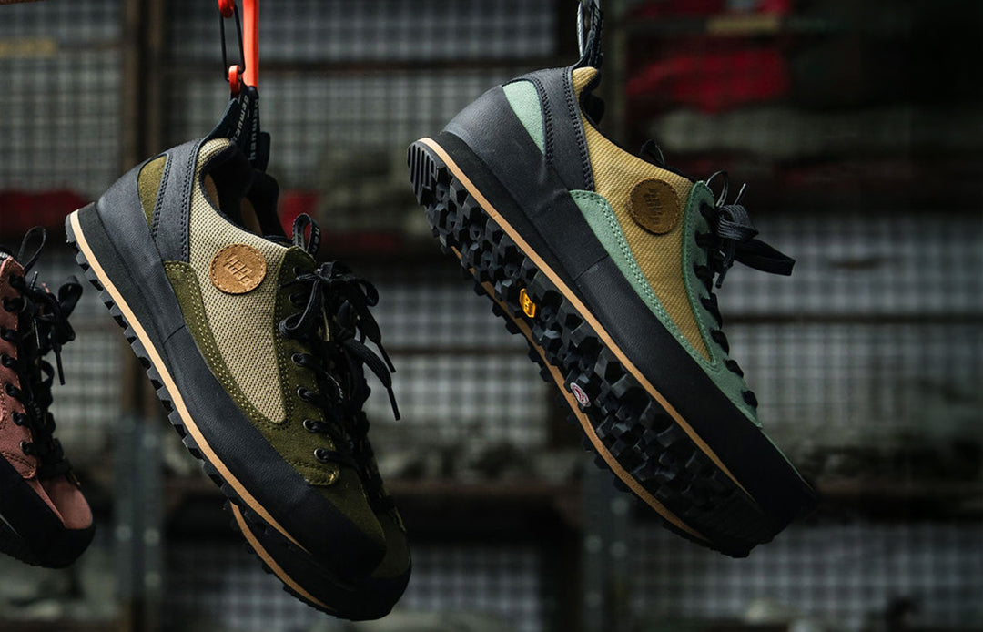 OUTDOOR & WALKING FOOTWEAR