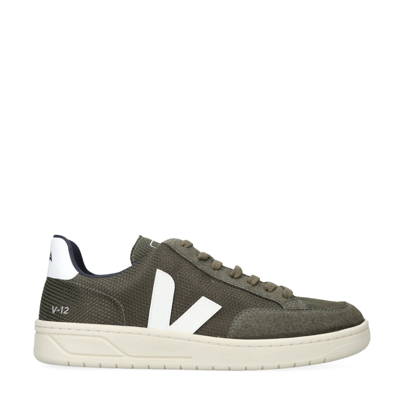 Veja olive white store