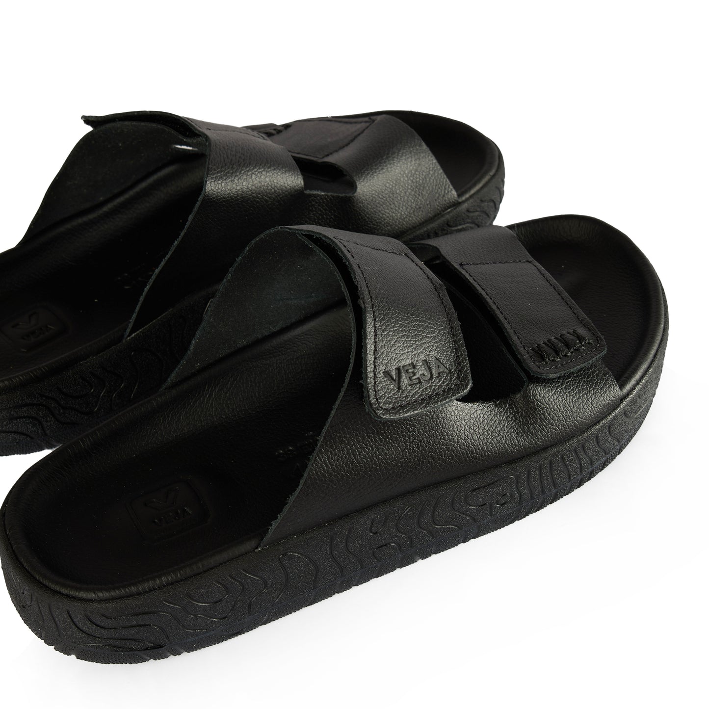 Veja Womens Etna Full-Black