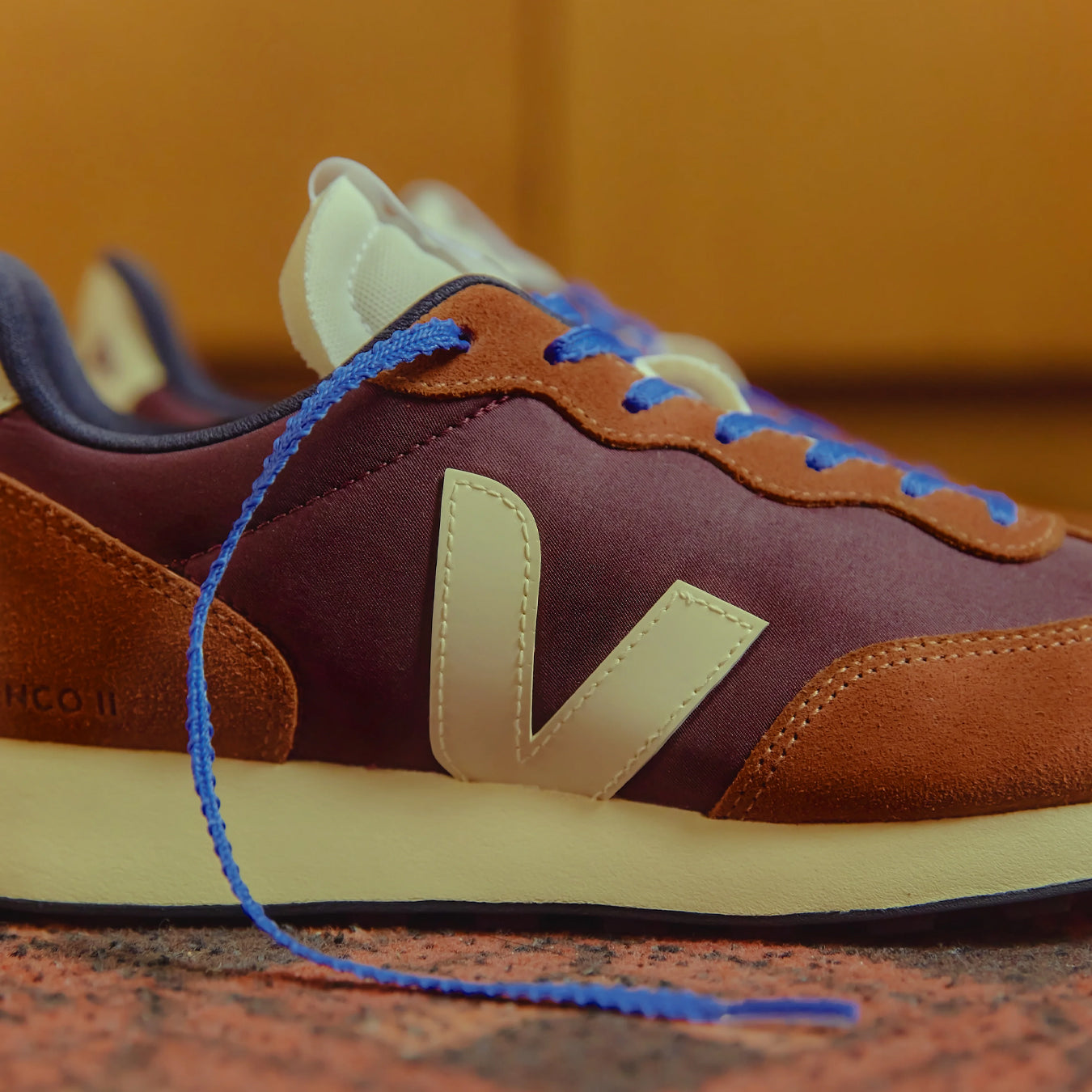 Veja Womens Rio Branco II Nolyn Amarante Calcaire - The Sporting Lodge