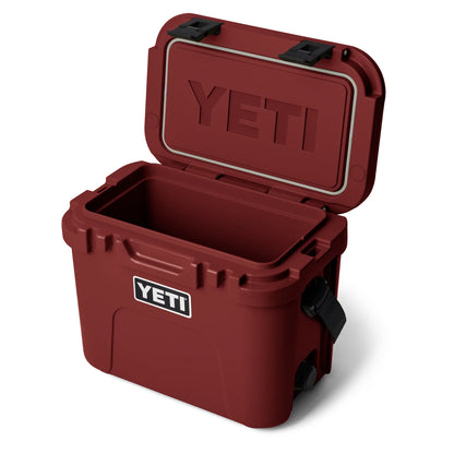 YETI 15 Cool Box Stag Red