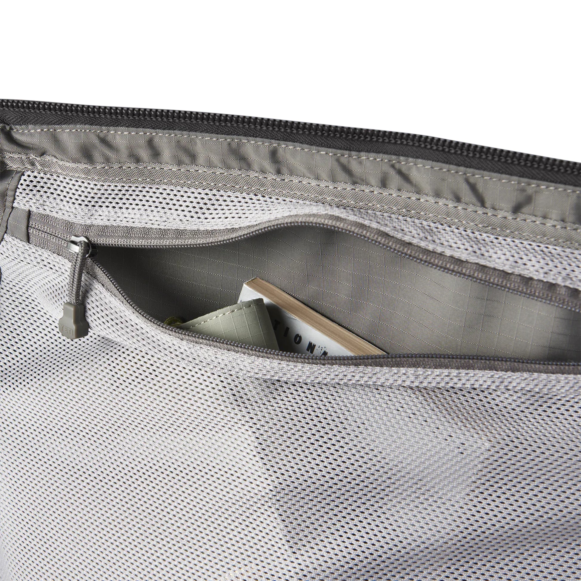 YETI Crossroads 60L Duffel Black - The Sporting Lodge