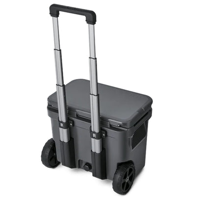 YETI Roadie 32 Wheeled Cool Box Charcoal